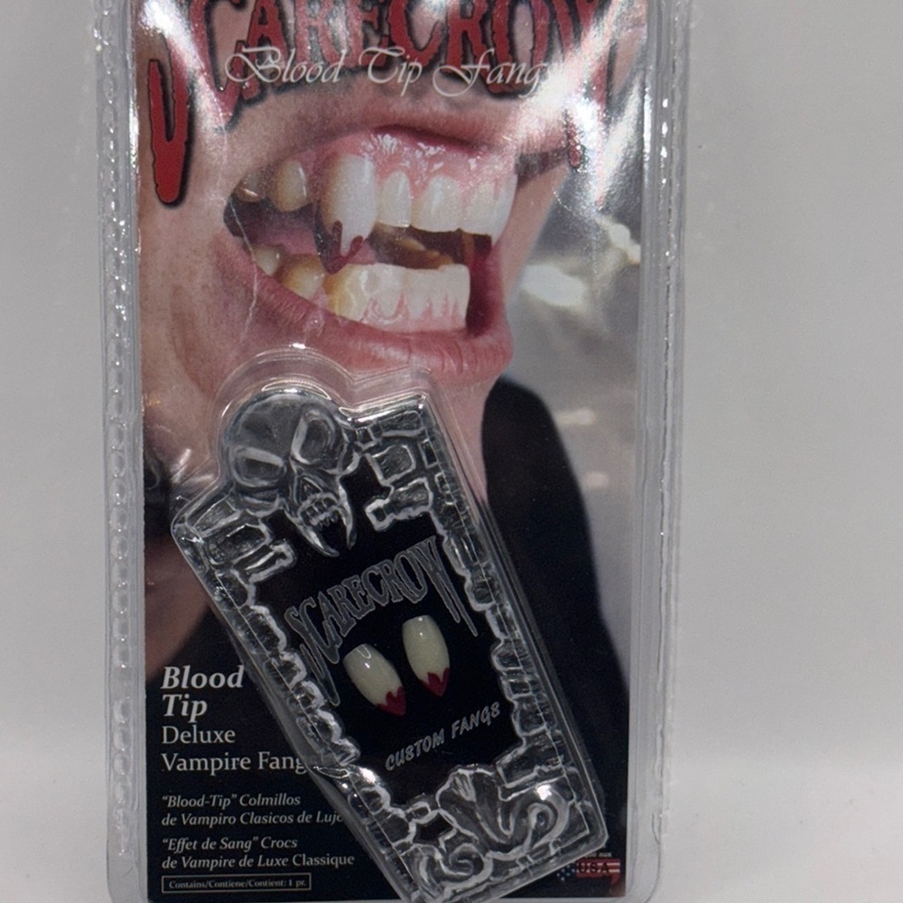 Scarecrow Blood Tip Deluxe Vampire Fangs